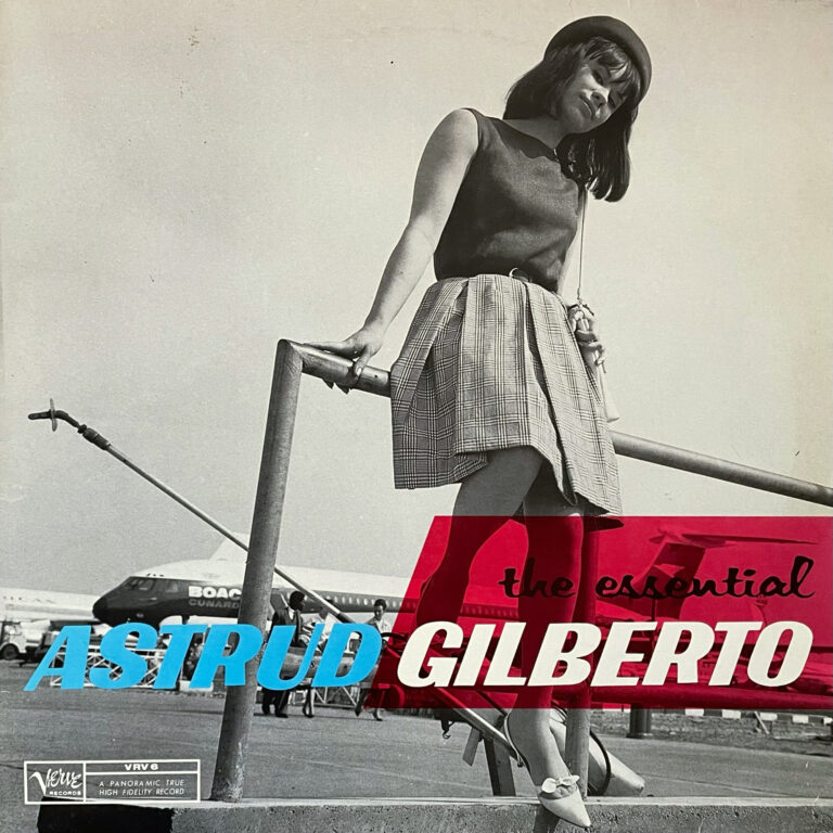 ASTRUD GILBERTO 『THE ESSENTIAL ASTRUD GILBERTO』 LP